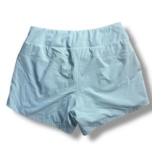 Free Fly Women's Bamboo-Lined Active Breeze Short Sky Grey Zip Pocket Size Large